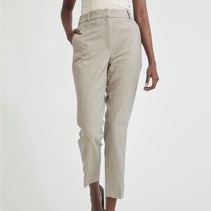 RW&CO. Beige Ankle Cropped Pants